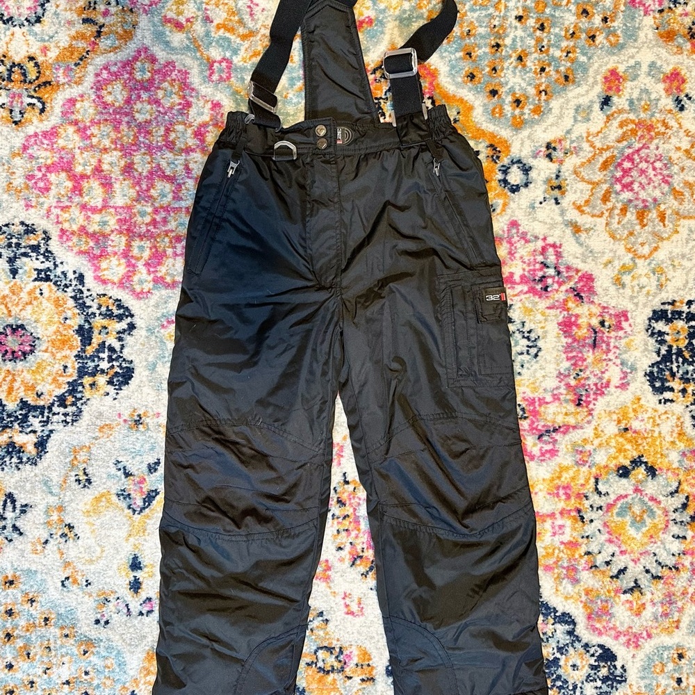 32 Degrees Black Kids Snow/Ski pants w/ detachable suspenders